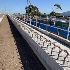 Temporary-Handrail-on-Retaining-Wall-West-Gate-Tunnel-2-1-scaled.jpg