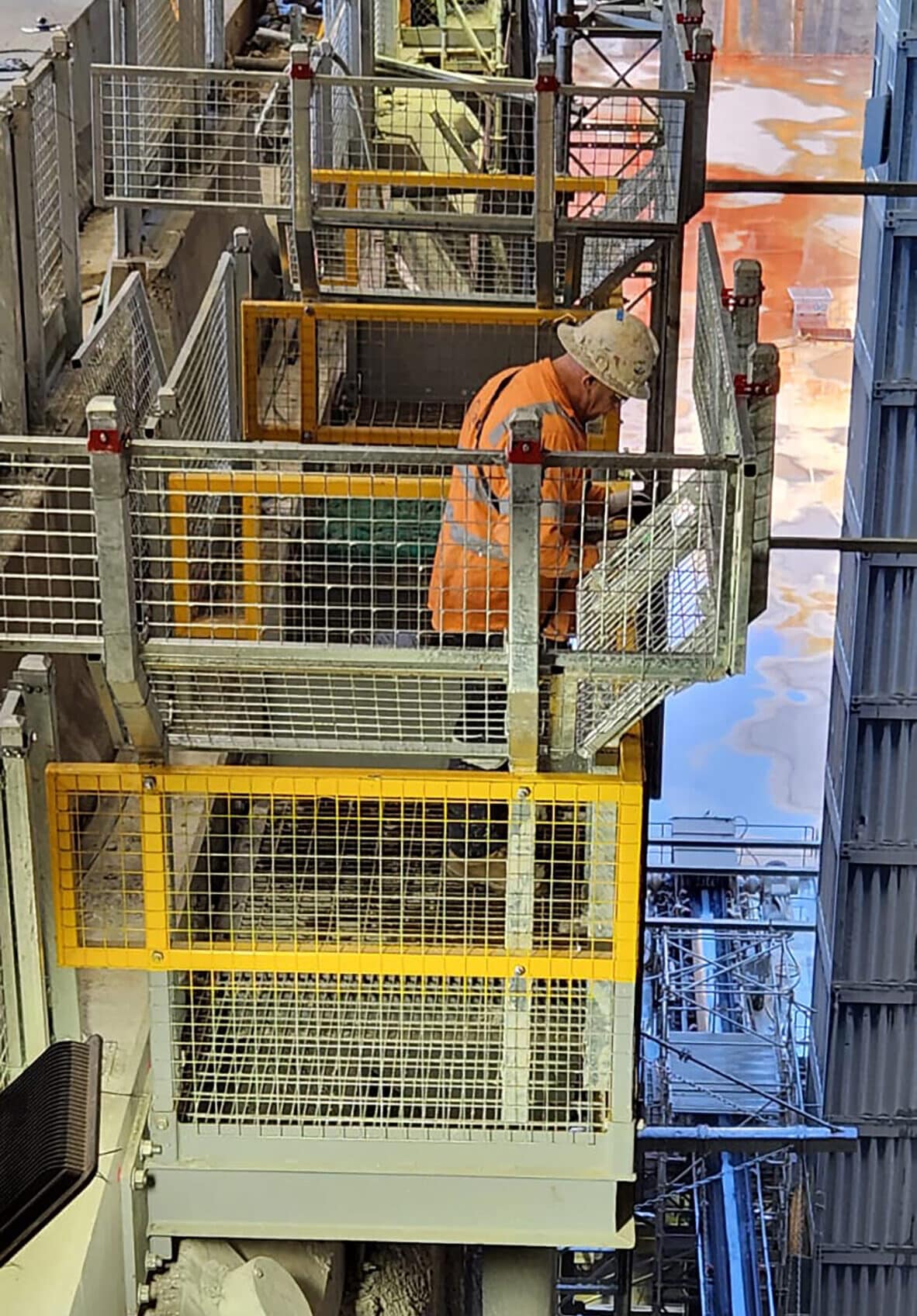 Superior Viewing with Innovative Edge Protection Posts